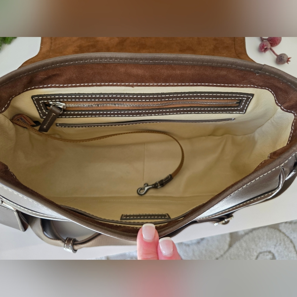 Dooney & Bourke Florentine Toscana Saddle Bag - Espresso- EUC - Picture 10 of 14